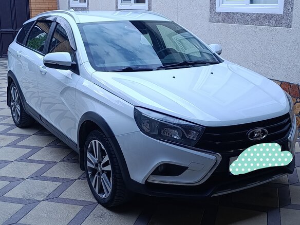 2019 Lada (ВАЗ) Vesta SW Cross I, белый, 1000000 рублей - вид 4
