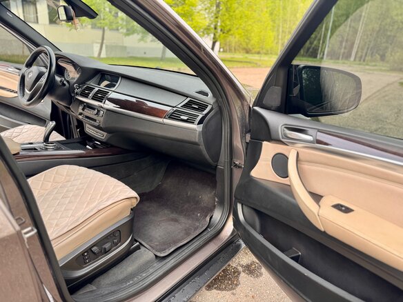 2011 BMW X5 30d II (E70) Рестайлинг, коричневый, 2200000 рублей - вид 9