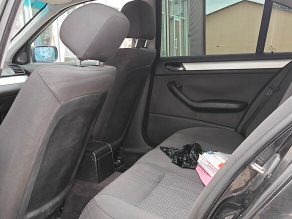2004 BMW 3 серии 318i IV (E46) Рестайлинг, чёрный, 700000 рублей - вид 10