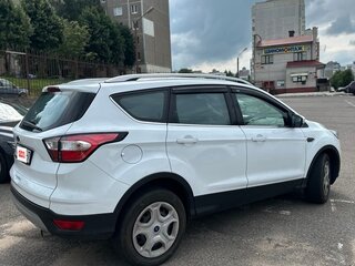 2019 Ford Kuga II Рестайлинг, белый, 1350000 рублей, вид 4