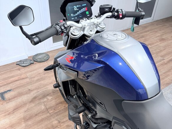 2020 BMW F 900 R, серебристый, 999000 рублей - вид 18