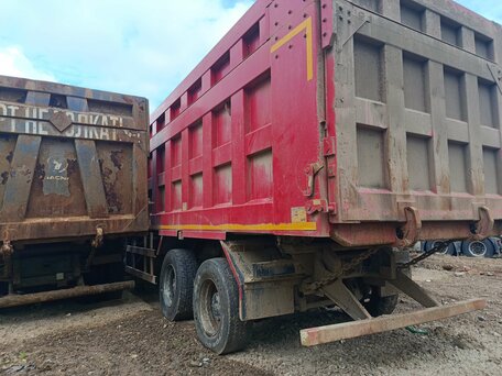 2023 IVECO-Hongyan 8x4 (CQ3406), красный, 826965 рублей, вид 4