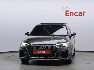 2023 Audi A3 35 TFSI IV (8Y), чёрный, 1659000 рублей, вид 2