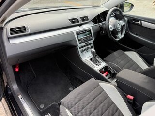 2015 Volkswagen Passat B8, чёрный, 936911 рублей, вид 4