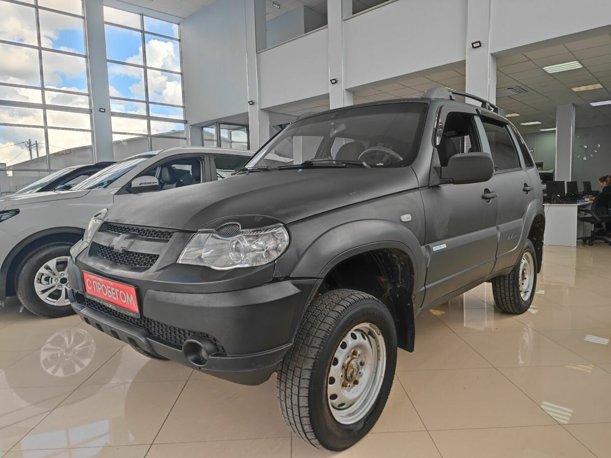 Открыть фотографии: Chevrolet Niva I Рестайлинг