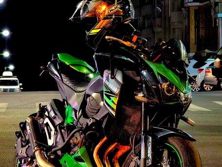 2013 Kawasaki Z 800, зелёный, 550000 рублей, вид 1