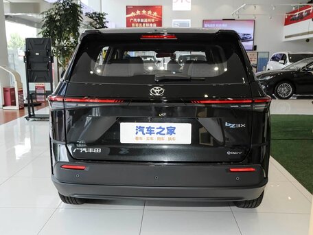 2026 Toyota bZ3X 58.3 kWh, чёрный, 3186700 рублей, вид 2