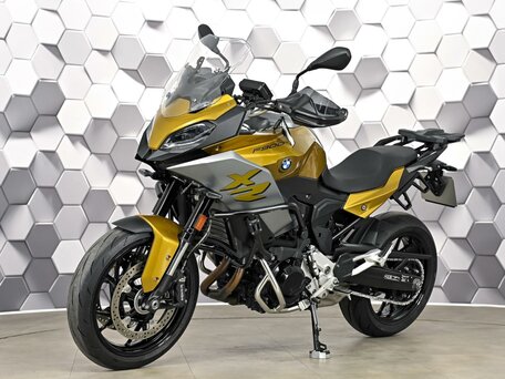 2020 BMW F 900 XR, золотистый, 999000 рублей, вид 2