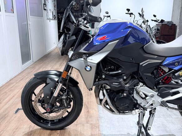 2020 BMW F 900 R, серебристый, 999000 рублей - вид 7
