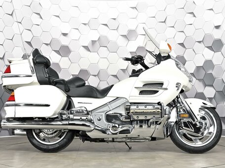 2005 Honda GL 1800 Gold Wing, белый, 1099000 рублей, вид 3