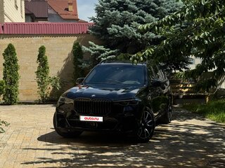2021 BMW X7 40d I (G07), чёрный, 8750000 рублей, вид 2