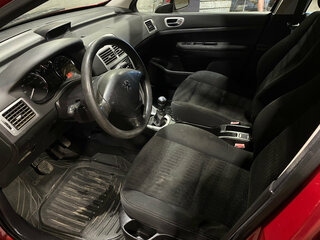 2006 Peugeot 307 I Рестайлинг, красный, 220000 рублей, вид 3