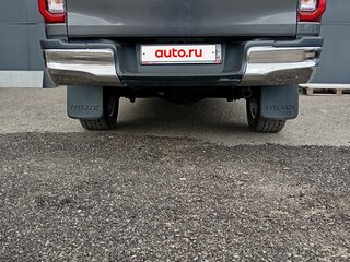 2019 Toyota Hilux VIII, серый, 4400000 рублей, вид 3