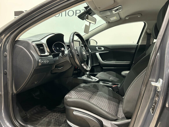 2018 Kia Ceed III, серый, 1339000 рублей - вид 11