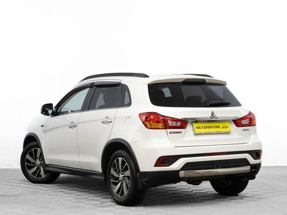 2017 Mitsubishi ASX I Рестайлинг 2, белый, 1989000 рублей - вид 5