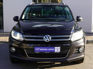 2016 Volkswagen Tiguan I Рестайлинг, чёрный, 1590000 рублей, вид 2