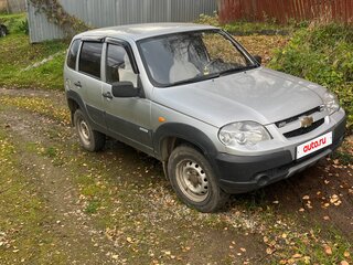 2011 Chevrolet Niva I Рестайлинг, серый, 315000 рублей, вид 1