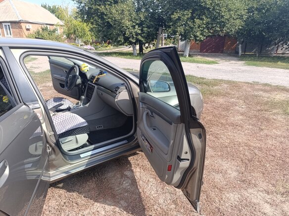2005 Audi A4 8V III (B7), бежевый, 600000 рублей - вид 20
