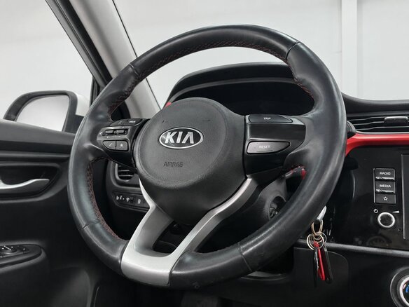 2021 Kia Rio X IV Рестайлинг, белый - вид 7