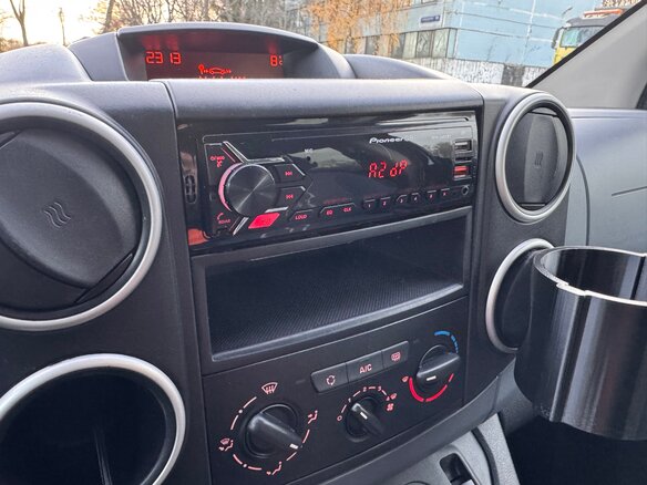 2012 Peugeot Partner II, синий, 750000 рублей - вид 22
