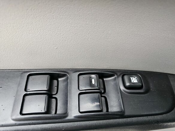 2010 Mitsubishi L200 IV, чёрный, 1029000 рублей - вид 13