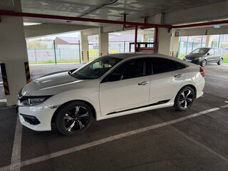 2018 Honda Civic X, белый, 2000000 рублей, вид 5