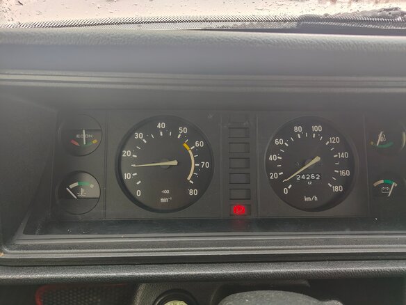 2009 Lada (ВАЗ) 2107, пурпурный, 300000 рублей - вид 4