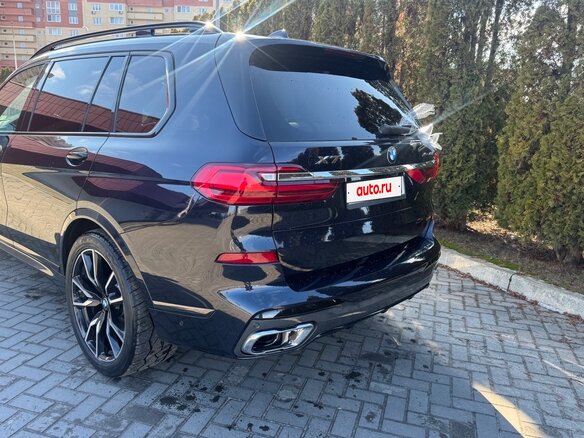 2019 BMW X7 40i I (G07), чёрный - вид 2