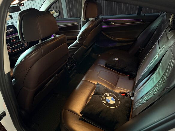 2019 BMW 5 серии 520d xDrive VII (G30/G31/G38), белый, 3100000 рублей - вид 20