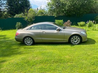 2011 Mercedes-Benz E-Класс 250 7G-Tronic IV (W212, S212, C207), бежевый, 1600000 рублей, вид 5