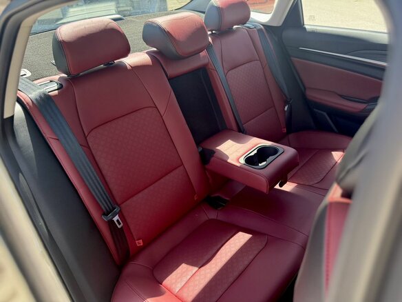 2024 Changan Eado Plus I, серый, 2589900 рублей - вид 15