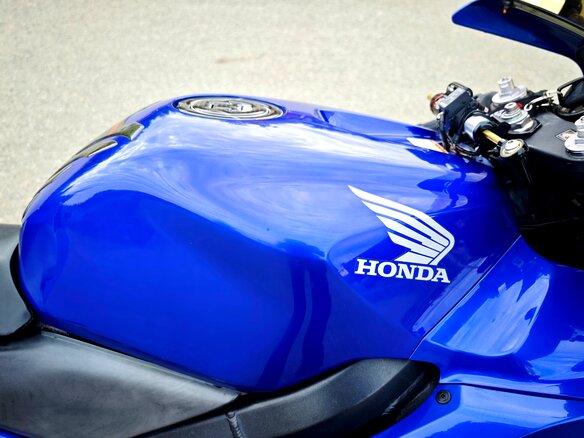 2004 Honda CBR 600RR, синий, 620000 рублей - вид 9