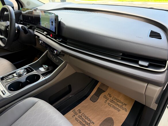 2025 Kia Carnival IV Рестайлинг, белый, 5800000 рублей - вид 31