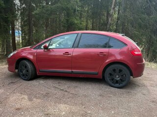 2010 Citroen C4 I Рестайлинг, красный, 350000 рублей, вид 3