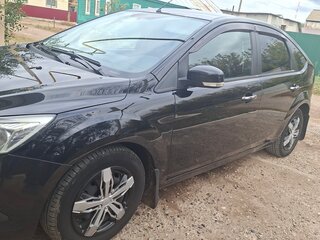 2011 Ford Focus II Рестайлинг, чёрный, 660000 рублей, вид 4