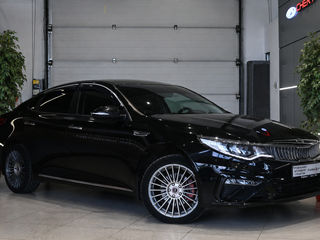 2019 Kia Optima IV Рестайлинг, чёрный, 2470000 рублей, вид 1