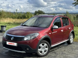 2011 Renault Sandero Stepway I, красный, 333000 рублей, вид 1