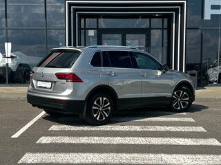 2020 Volkswagen Tiguan II, серый, 2119000 рублей, вид 4