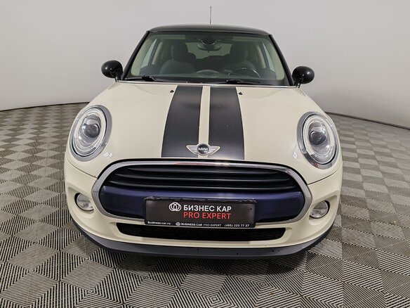 2016 Mini Hatch Cooper III (F55/F56), белый, 1499000 рублей - вид 1