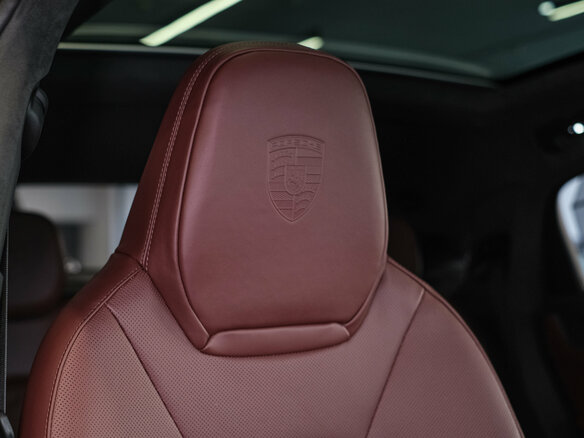 2026 Porsche Cayenne Coupé III Рестайлинг, серый, 20800000 рублей - вид 19