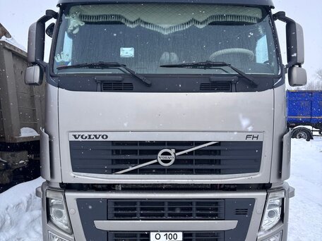 2012 Volvo FH, серебристый, 5300000 рублей, вид 3