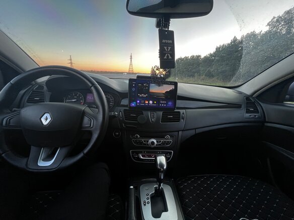 2010 Renault Latitude I, чёрный, 850000 рублей - вид 4