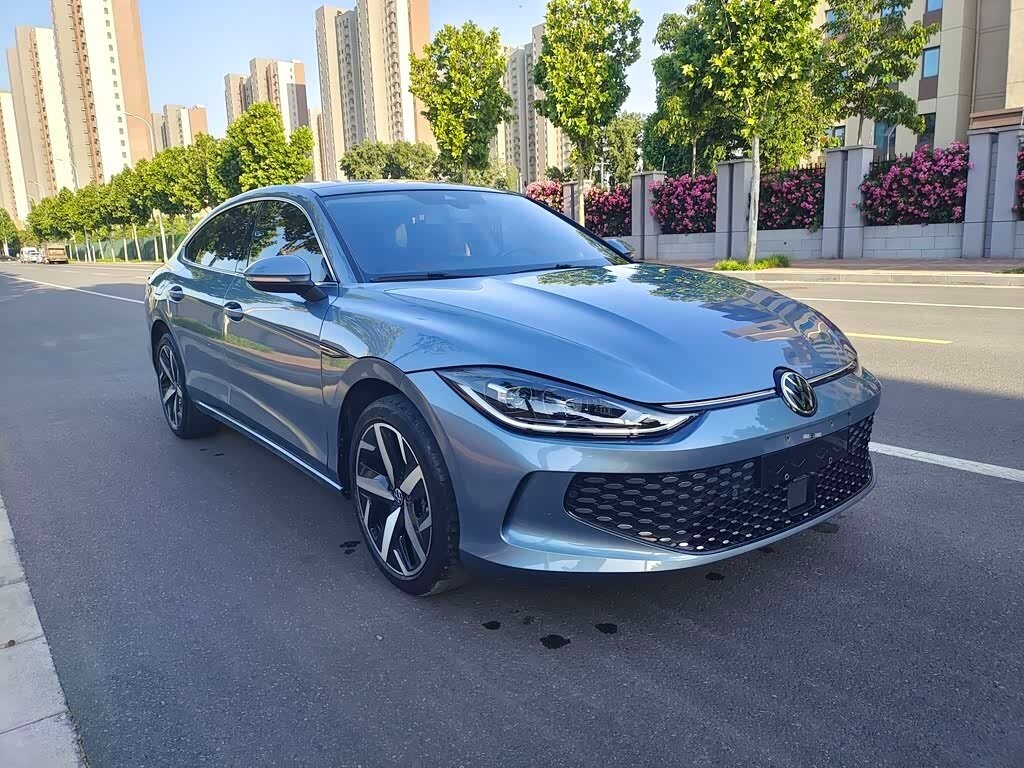 Открыть фотографии: Volkswagen Lamando II