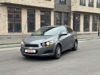 2013 Chevrolet Aveo II, серый, 1200000 рублей, вид 2