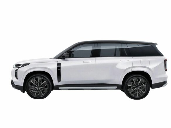 2026 UMO 8, белый