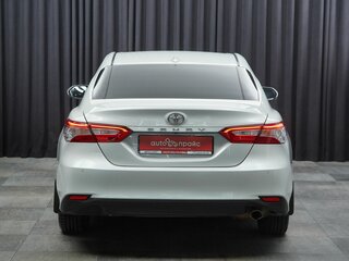 2021 Toyota Camry VIII (XV70), белый, 2887000 рублей, вид 5