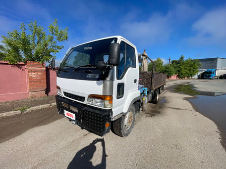 1991 Isuzu Forward (F-Series), белый, 2380000 рублей, вид 4