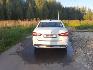 2024 Lada (ВАЗ) Vesta I Рестайлинг (NG), белый, 990000 рублей, вид 3