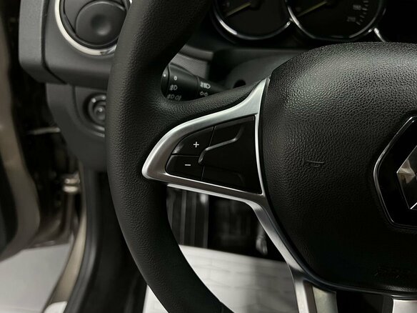 2019 Renault Logan II Рестайлинг, коричневый, 1040000 рублей - вид 15