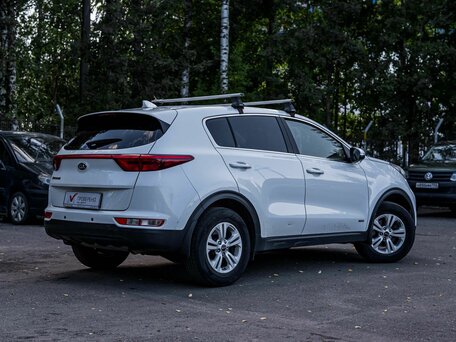 2018 Kia Sportage IV, белый, 1641000 рублей, вид 2